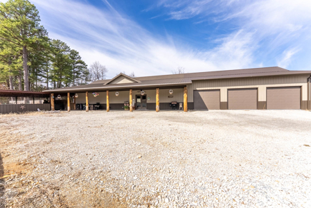 Home with Private Lake and Acreage For Sale in Fulton County - image 8
