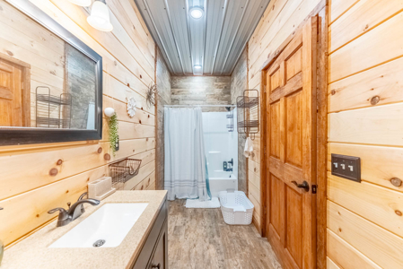 Home with Private Lake and Acreage For Sale in Fulton County - image 34