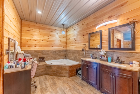 Home with Private Lake and Acreage For Sale in Fulton County - image 37