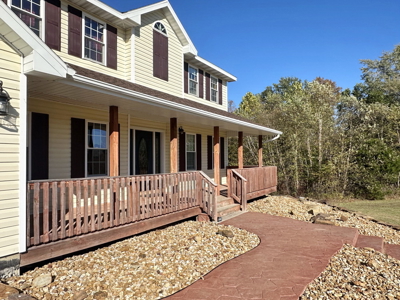 Country Home on 25 Acres in Vernon County for Sale - image 5