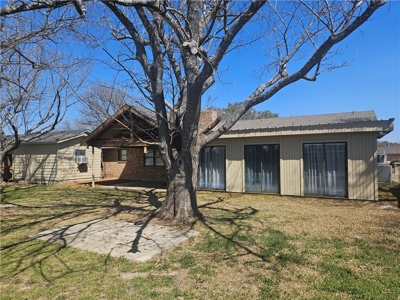 429 Lindenwood Lane W, Hewitt, TX – Spacious 3-Bed Home in Midway ISD with Updates! - image 25