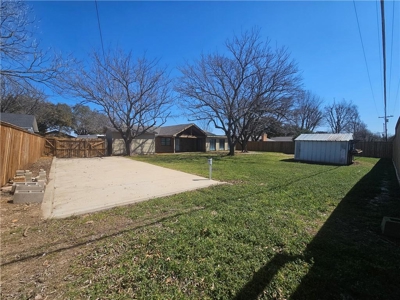 429 Lindenwood Lane W, Hewitt, TX – Spacious 3-Bed Home in Midway ISD with Updates! - image 23