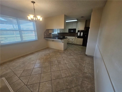 429 Lindenwood Lane W, Hewitt, TX – Spacious 3-Bed Home in Midway ISD with Updates! - image 4