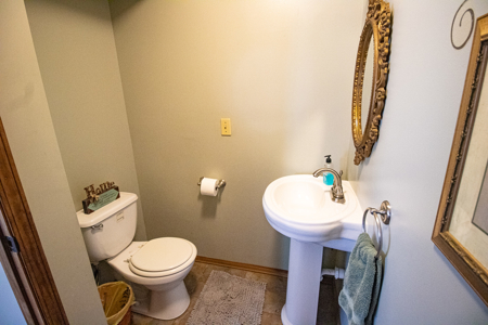 Home on acreage for sale Collins MO - image 14