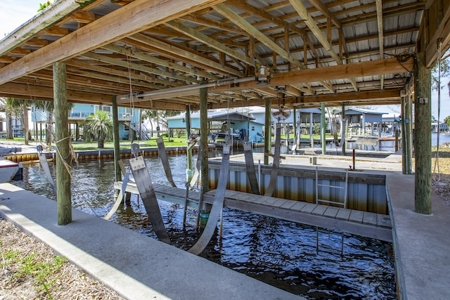 Investment Property for Sale in Suwannee FL! - image 15