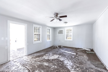 Investment Property for Sale in Suwannee FL! - image 4