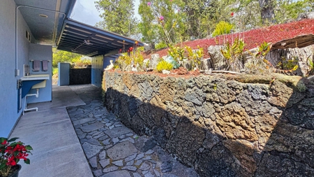 Sustainable 4-acre retreat w/4 BR workshop & organic gardens in Hawaii - image 22