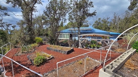 Sustainable 4-acre retreat w/4 BR workshop & organic gardens in Hawaii - image 43
