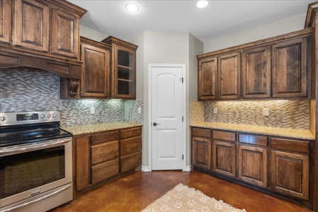 Luxury Country Living 1.5 Acres Live Oak County!! - image 13