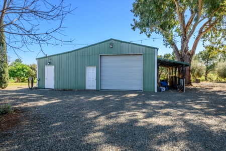 Golden Bear Estates Country Home & 2 Shops in Winters, CA for Sale - image 9