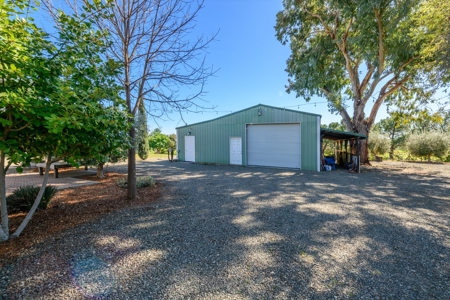 Golden Bear Estates Country Home & 2 Shops in Winters, CA for Sale - image 41