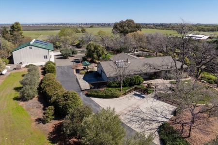 Golden Bear Estates Country Home & 2 Shops in Winters, CA for Sale - image 4