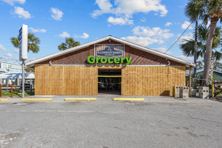 Waterfront Convenience Store & Two Lots - image 29