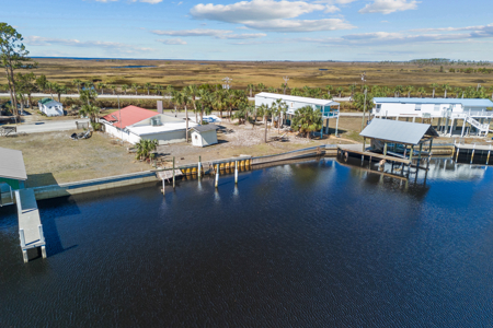 Waterfront Convenience Store & Two Lots - image 16