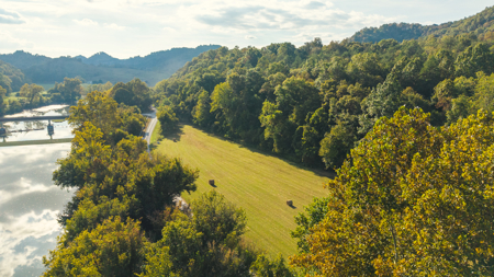 Secluded Riverfront Paradise in East Tennessee's Wilderness - image 28