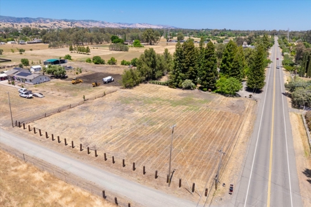 Vacaville, California Home on Acreage in Browns Valley for Sale - image 41