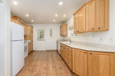 Vacaville, California Home on Acreage in Browns Valley for Sale - image 13