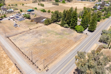 Vacaville, California Home on Acreage in Browns Valley for Sale - image 42