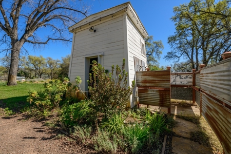Capay Valley California Country Home on 70 Acres for Sale - image 29