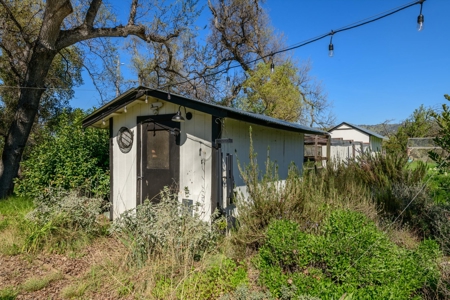 Capay Valley California Country Home on 70 Acres for Sale - image 38