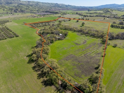 Capay Valley California Country Home on 70 Acres for Sale - image 4