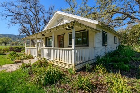 Capay Valley California Country Home on 70 Acres for Sale - image 7