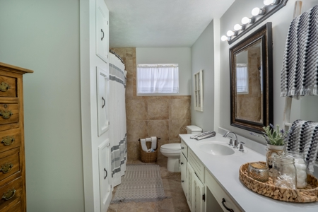 Riverfront Brick Home for Sale on the Coosa River - image 24