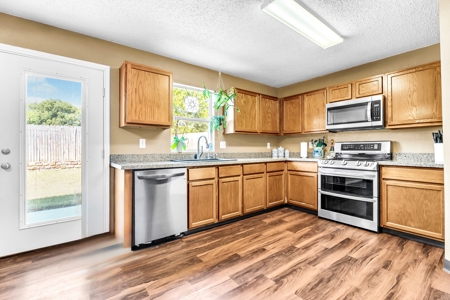 Fort Worth Tx Home For Sale Near Marine Creek Lake - image 12