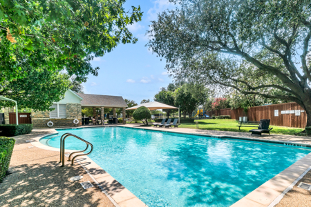 Fort Worth Tx Home For Sale Near Marine Creek Lake - image 2