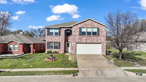 5235 Bedfordshire Drive Fort Worth, Tx 76135