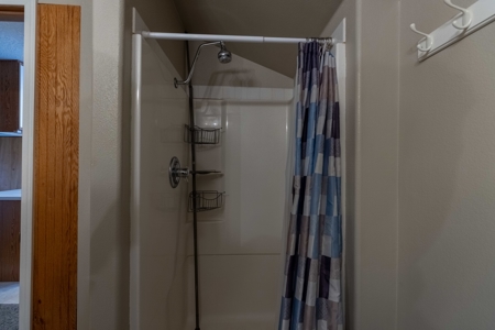 Eastern Oregon Commercial Building with Living Space - image 22