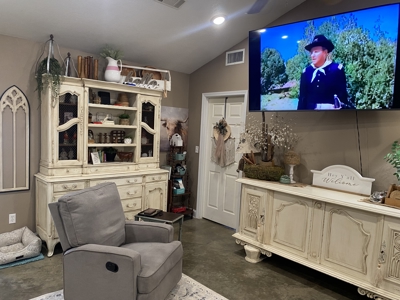 Mountain View Home with Shop(s) - image 17