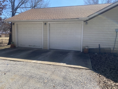 Mountain View Home with Shop(s) - image 4
