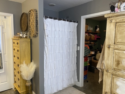 Mountain View Home with Shop(s) - image 10