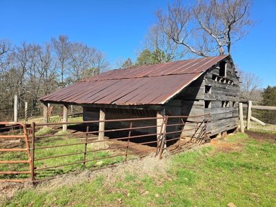 Southeast Oklahoma Cattle Ranch For Sale - image 17