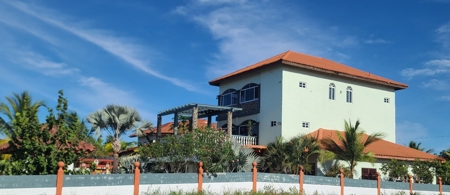 Magical Beach Paradise 3 Story House in La Barqueta - image 1