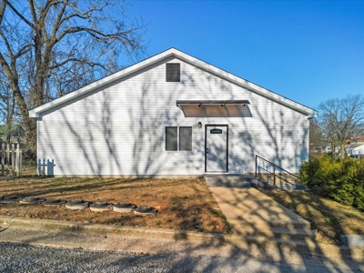 Prime Investment Opportunity in Howell County for Sale - Multi Family Investment - image 2