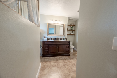 Home For Sale in Morriston, FL on 5 Acres - image 35