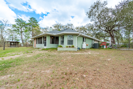 Home For Sale in Morriston, FL on 5 Acres - image 6