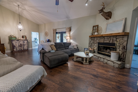 Home For Sale in Morriston, FL on 5 Acres - image 23