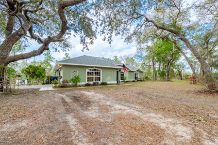 Home For Sale in Morriston, FL on 5 Acres - image 3