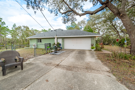 Home For Sale in Morriston, FL on 5 Acres - image 5
