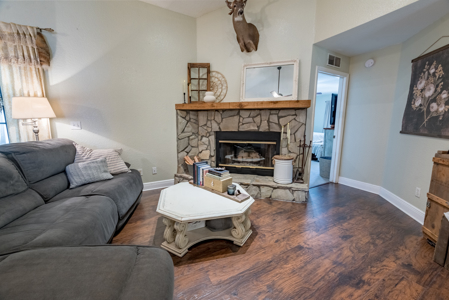 Home For Sale in Morriston, FL on 5 Acres - image 24