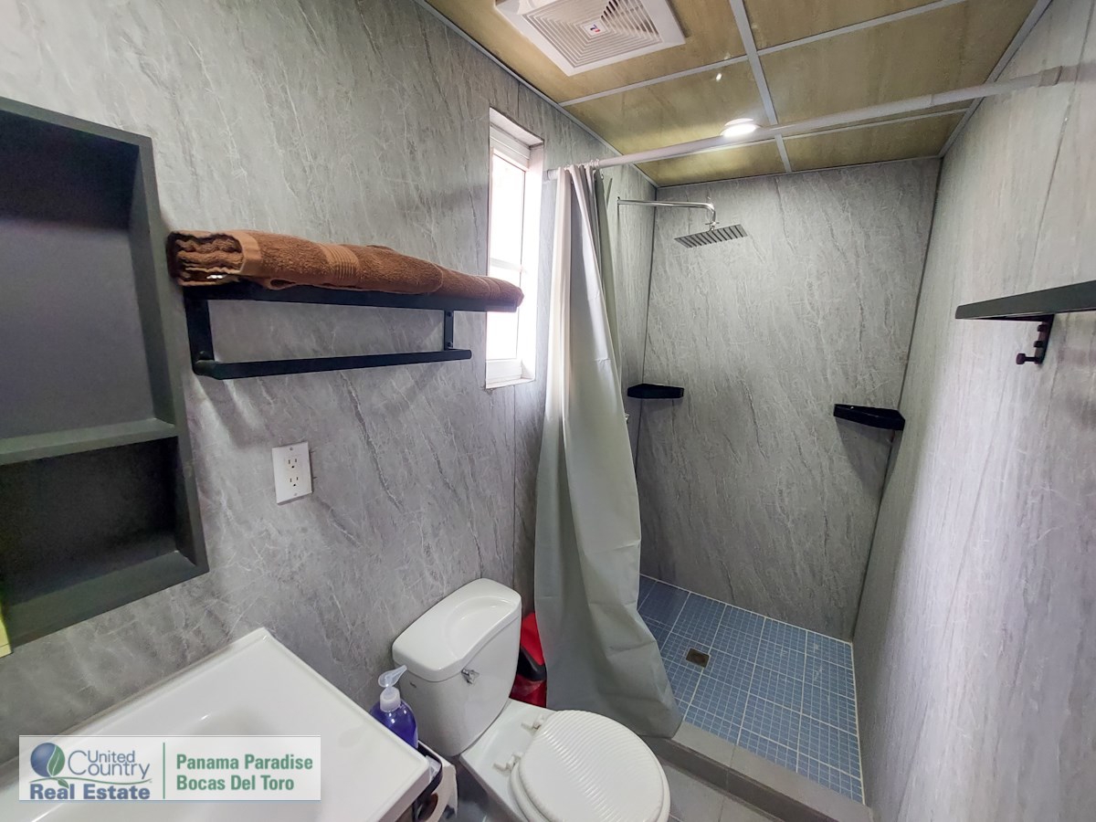 Hotel with Commercial Space — Bocas Town - 15