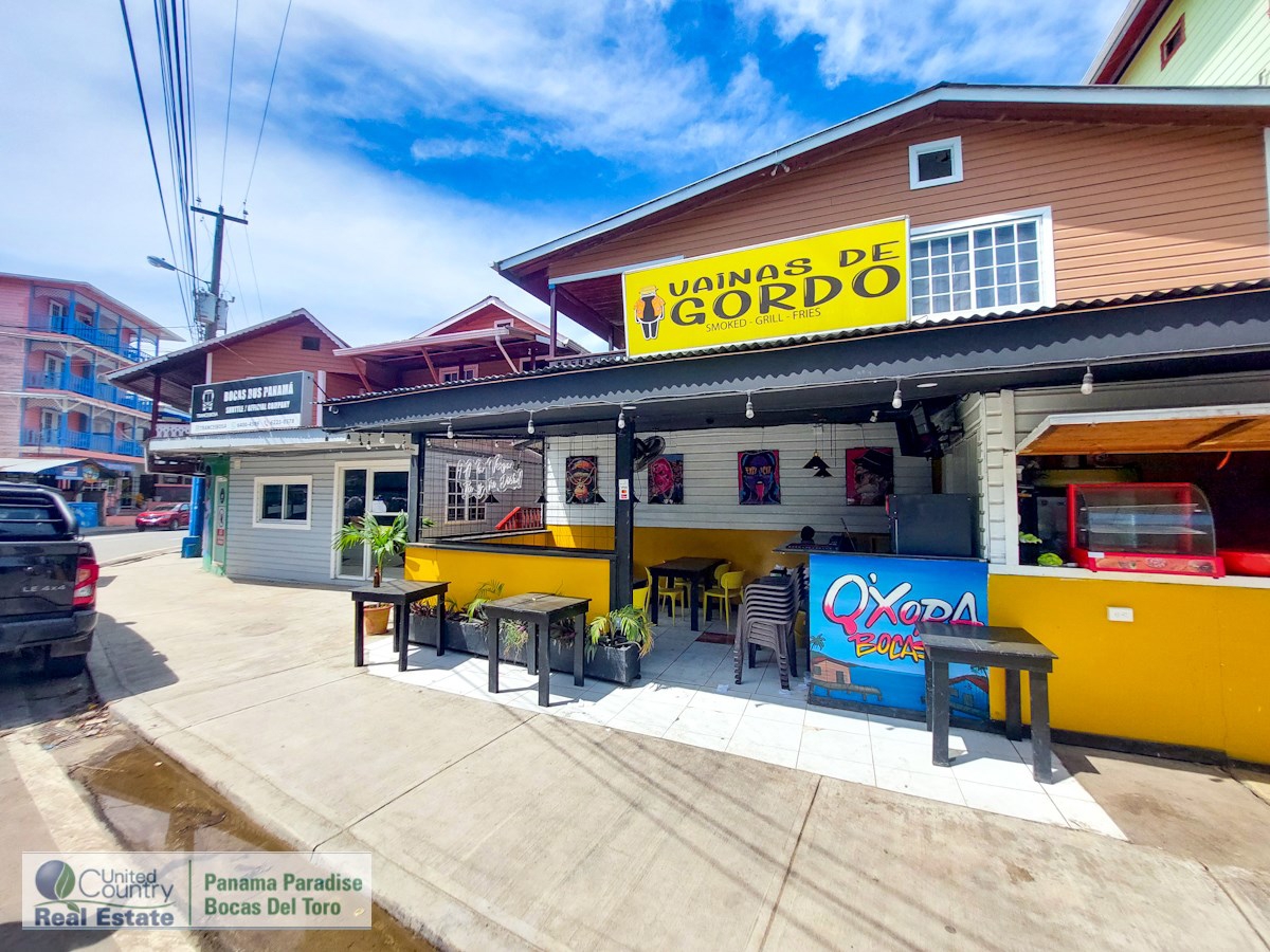 Hotel with Commercial Space — Bocas Town - 5