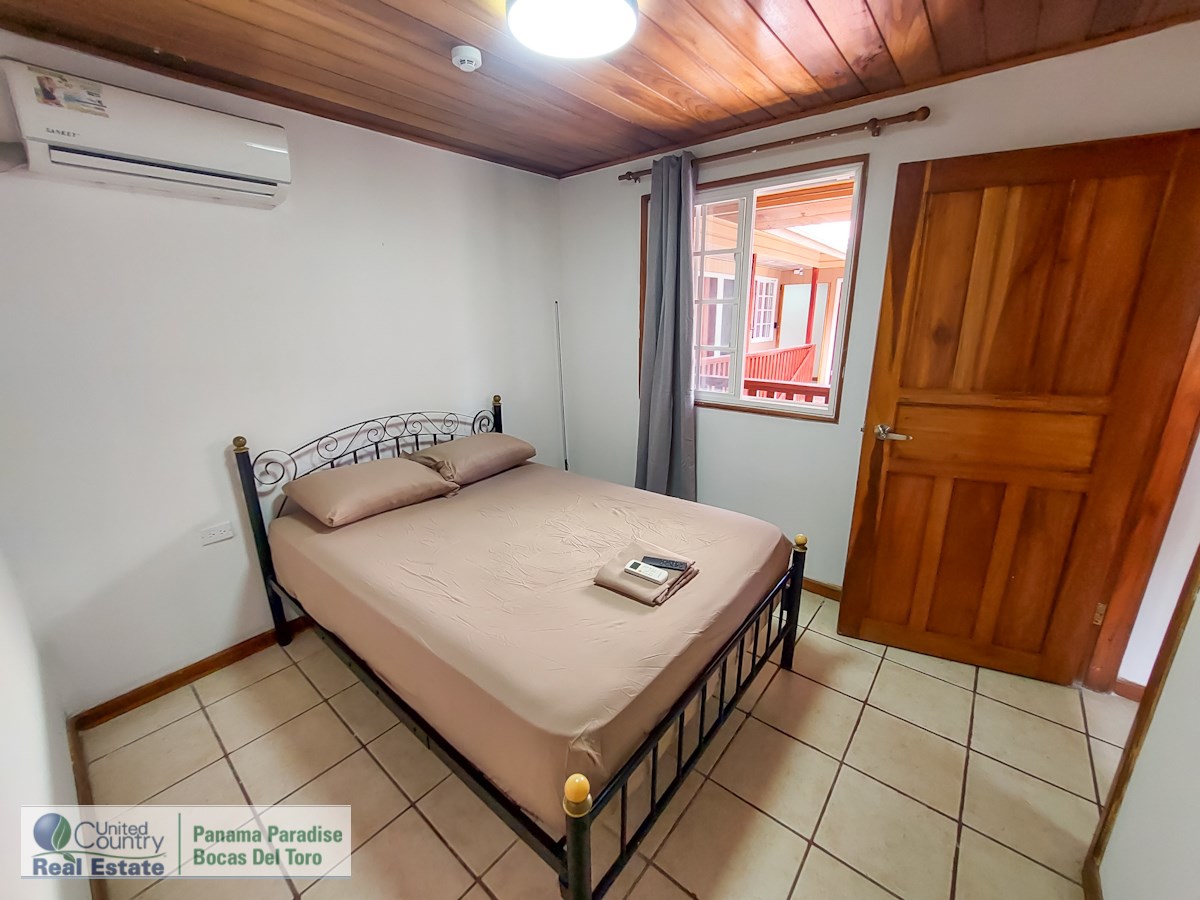 Hotel with Commercial Space — Bocas Town - 16