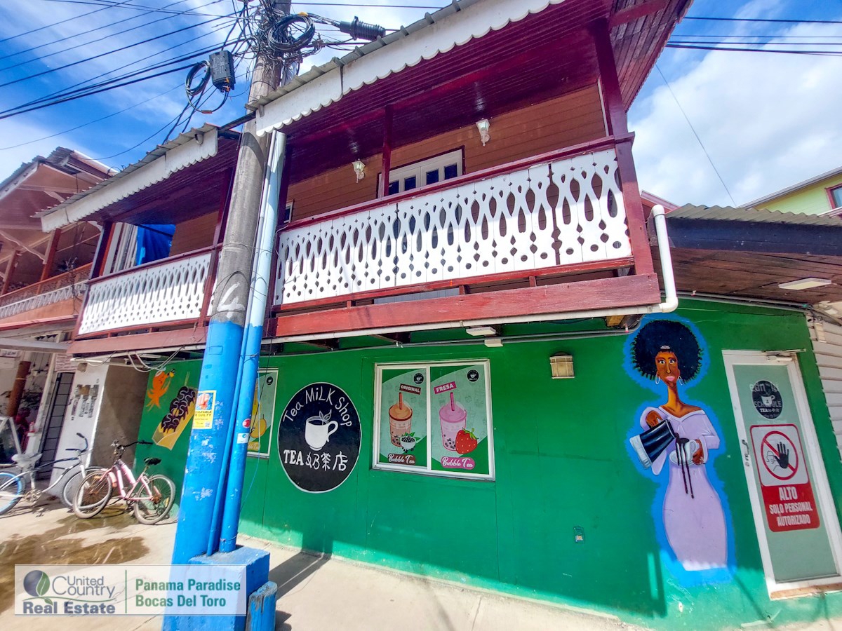 Hotel with Commercial Space — Bocas Town - 4