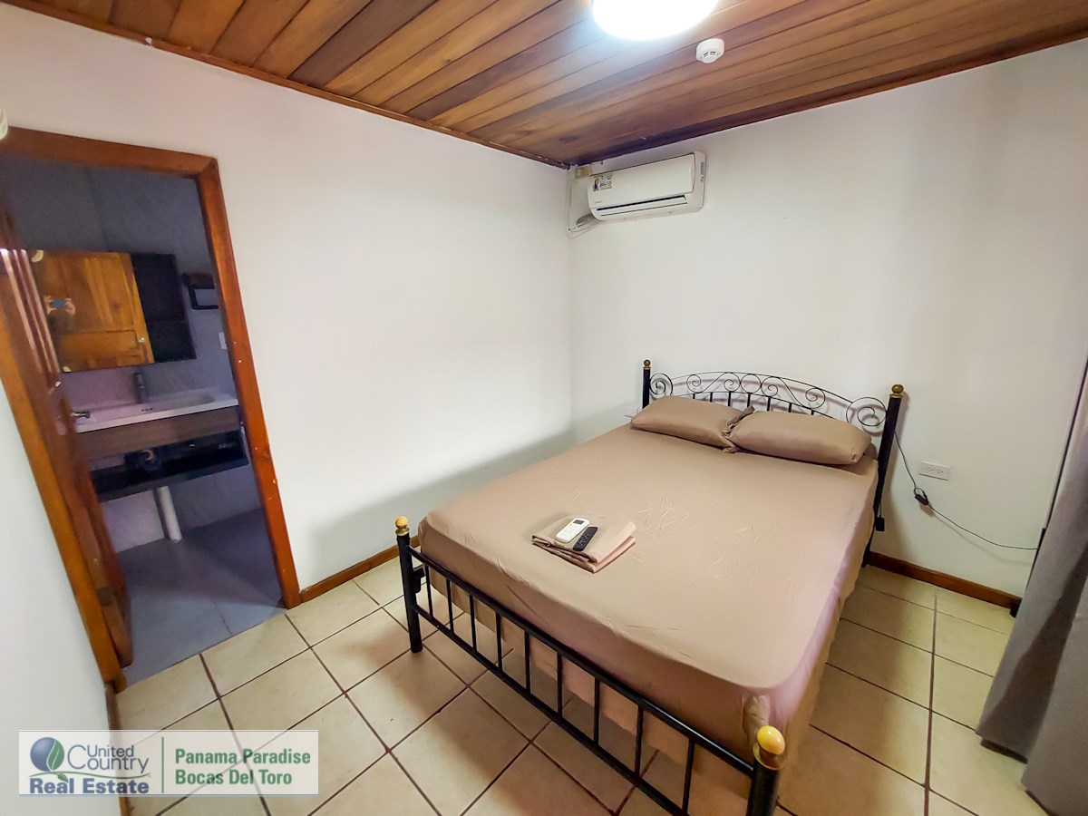 Hotel with Commercial Space — Bocas Town - 14