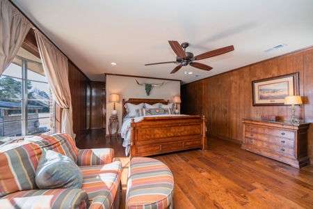 65+ Acre Ranch for Sale in Marshall, TX - image 13