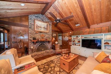 65+ Acre Ranch for Sale in Marshall, TX - image 6
